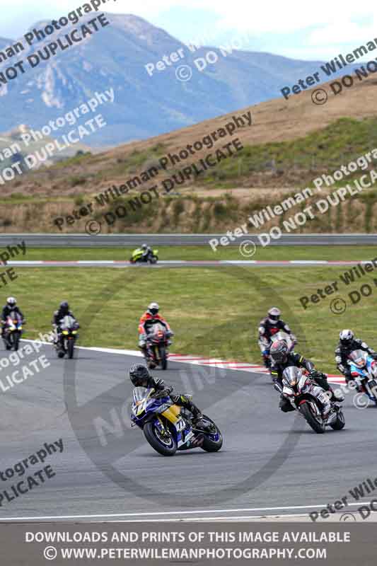 cadwell no limits trackday;cadwell park;cadwell park photographs;cadwell trackday photographs;enduro digital images;event digital images;eventdigitalimages;navarra;no limits trackdays;peter wileman photography;racing digital images;trackday digital images;trackday photos